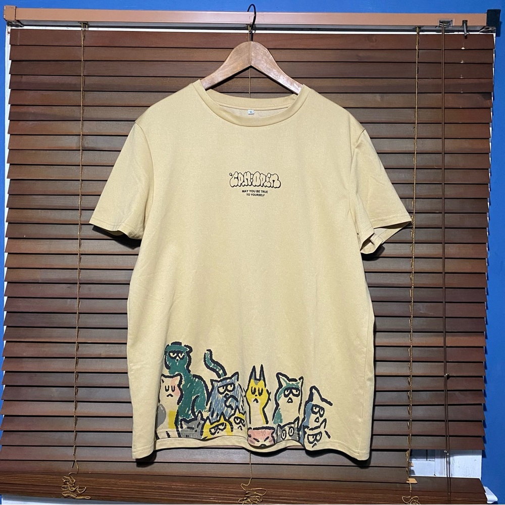 WOMENS XL CATS GRAPHIC TEE
